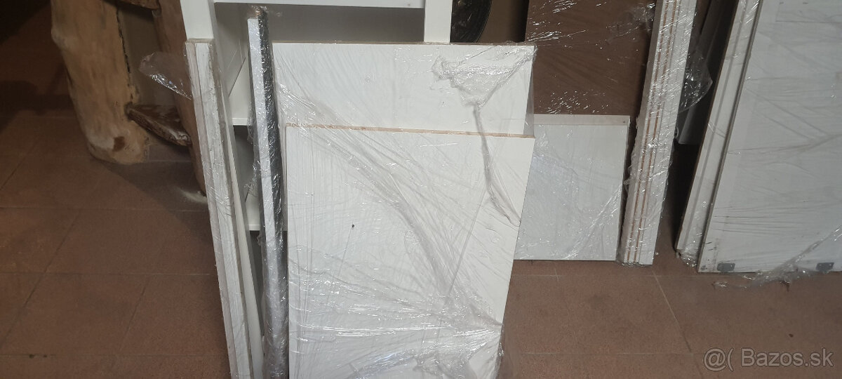 SKRINA HEMNES BIELA POSUVNÉ DVERE - 4