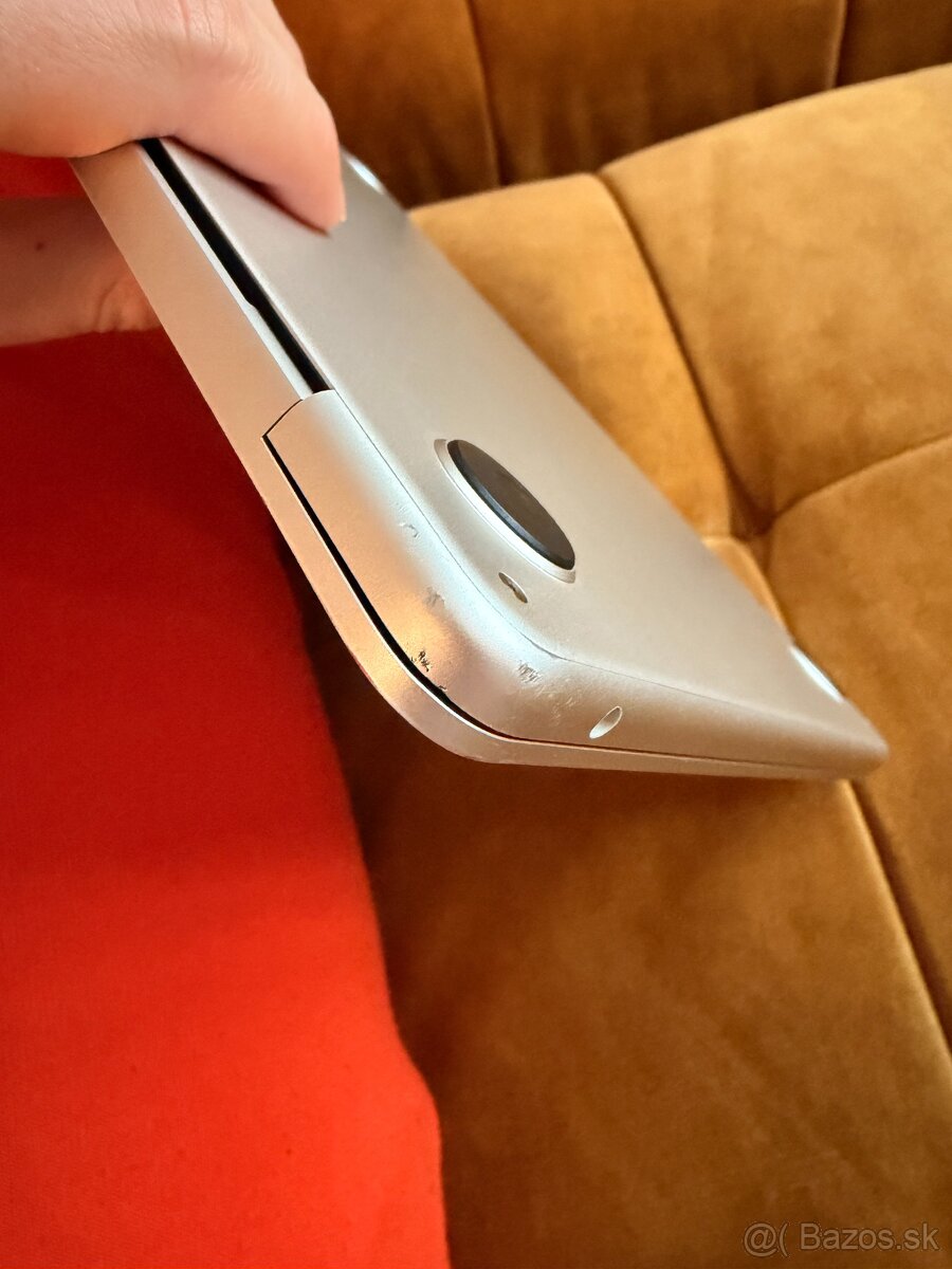 Predám MacBook Air M2 (2022) – Silver – Dobrá cena - 4