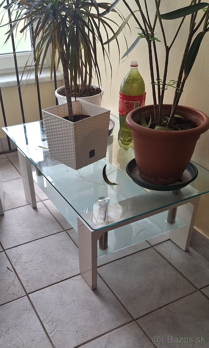 Darujem hornu skrinku z kuchynskej linky - 4