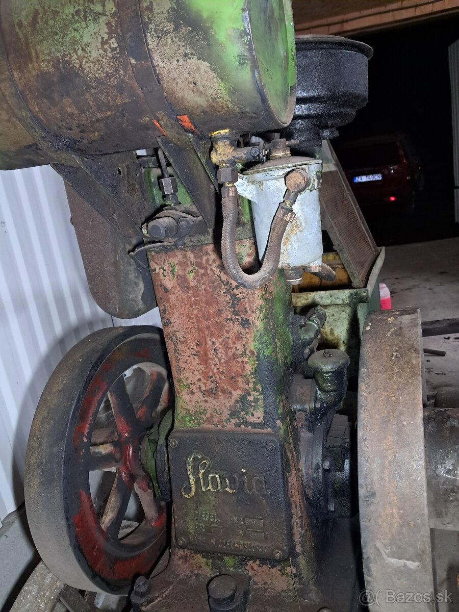 Stabilný motor Slavia - 4