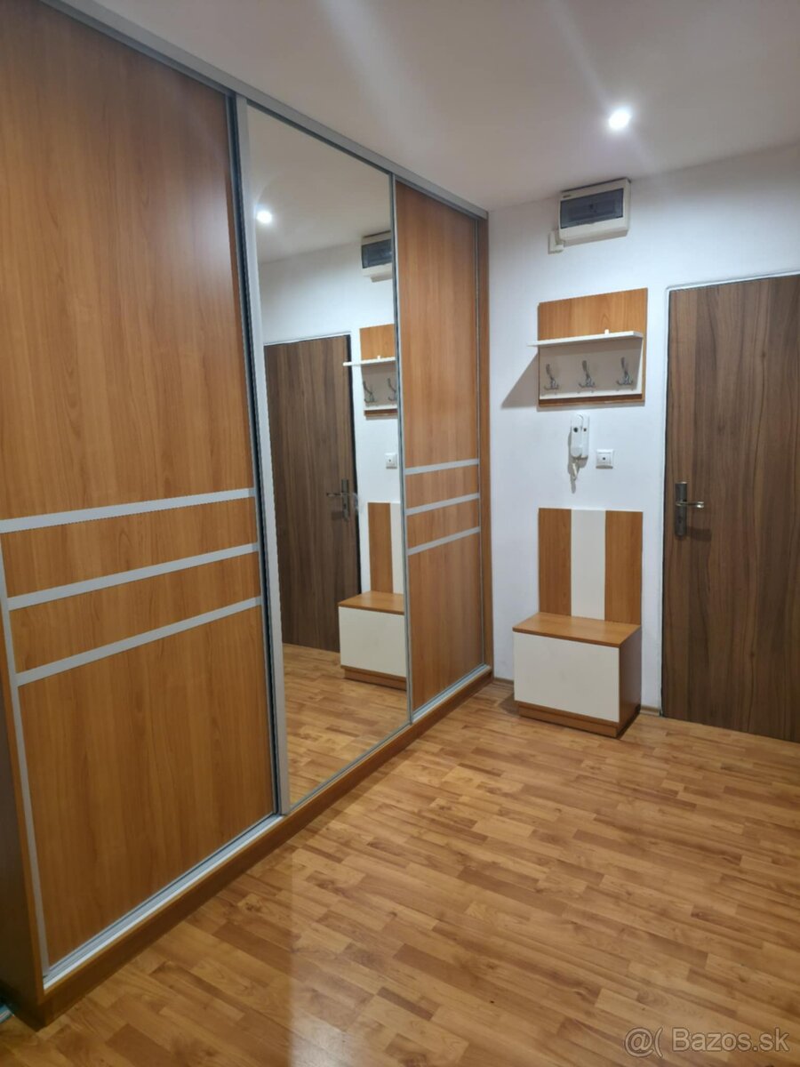 Predaj 2 izbového bytu v centre Popradu - 4