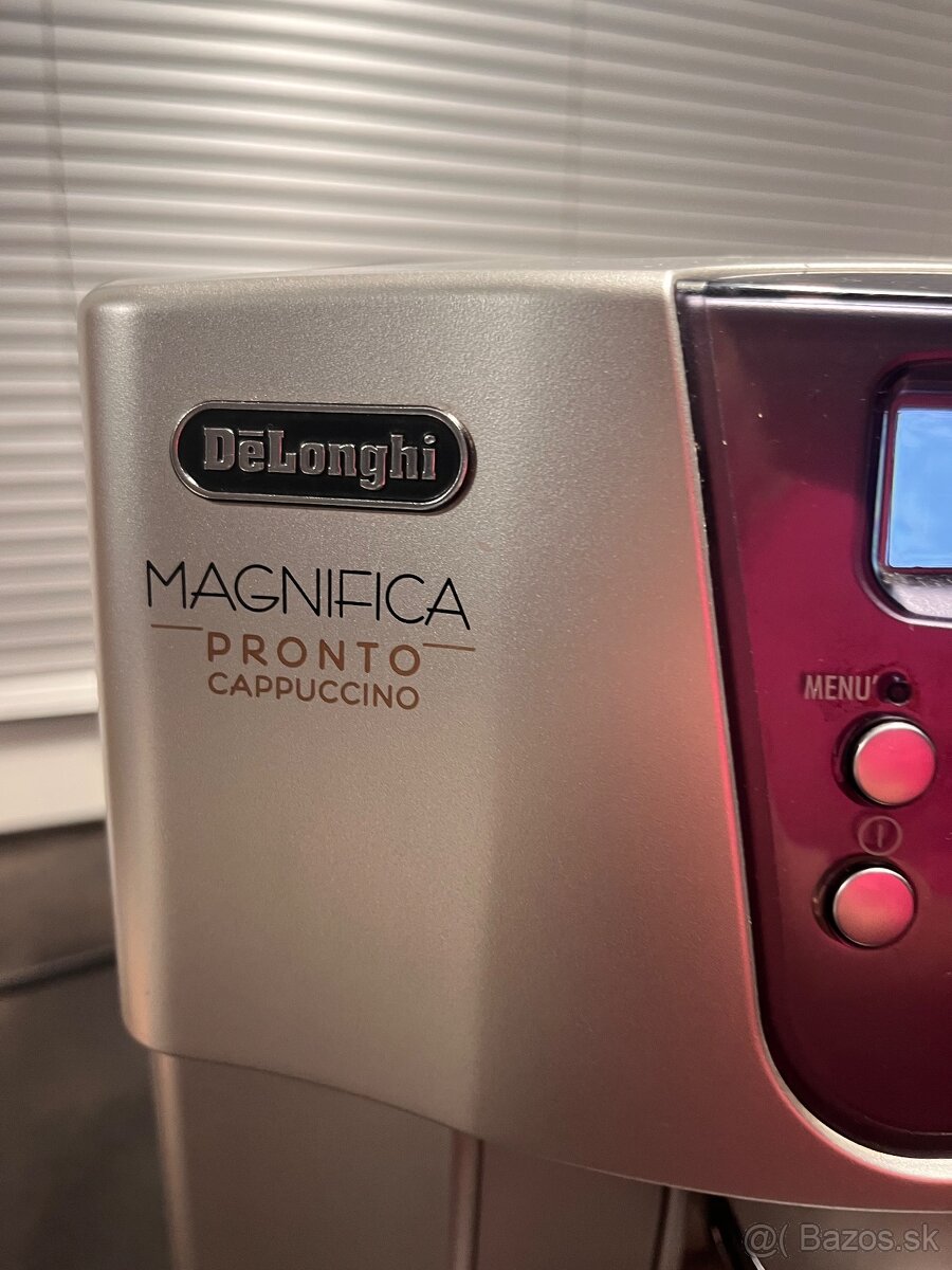 Kávovar Delongi - 4
