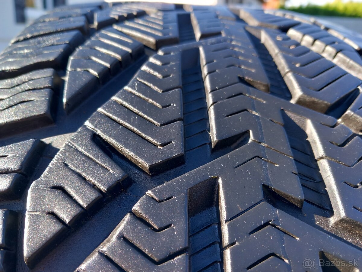 235/45 r18 zimne pneumatiky 4 kusy - 4