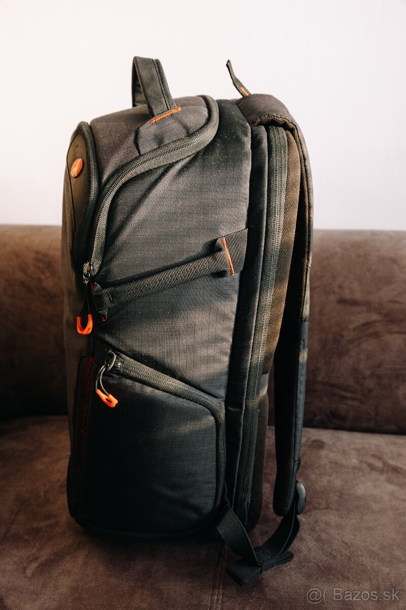 Manfrotto Pro Light backpack RedBee 310 - 4