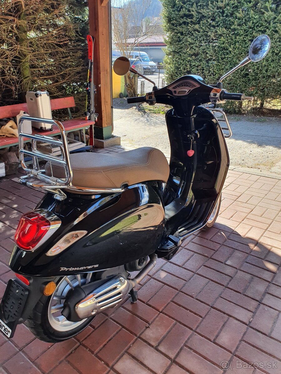 Vespa 50 Primavera 2022 - 4