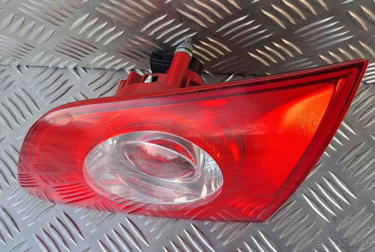 ZADNÉ SVETLO - VW PASSAT B6 VARIANT - 4
