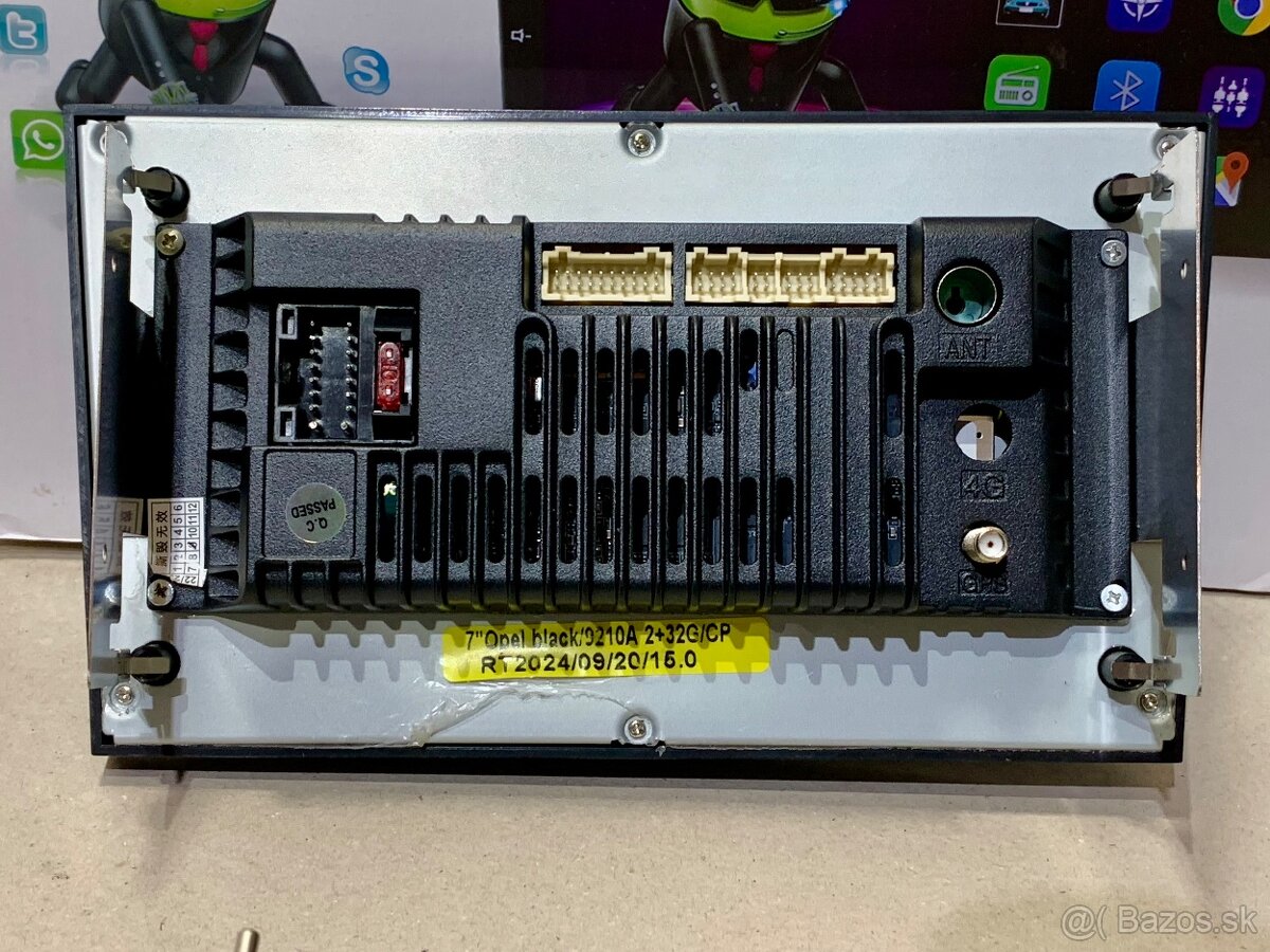 Autoradio 2 DIN (Opel Vivaro). Autoradio 2 DIN. - 4