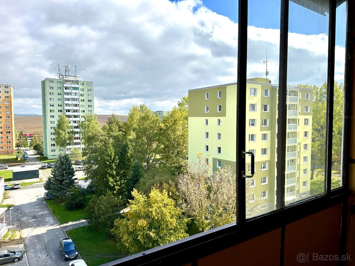 2-izbový byt s lodžiou, ul. Mládeže, PP,začatá rekonštrukcia - 4