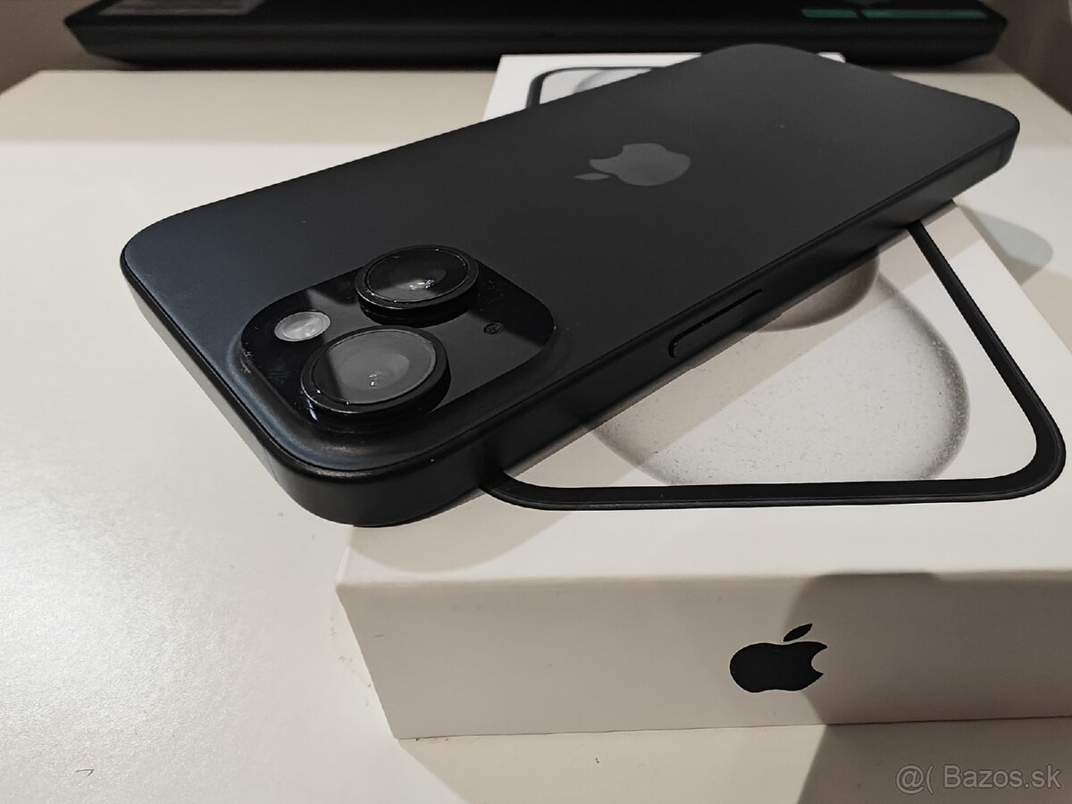 Apple iPhone 15 256GB (top stav) - 4
