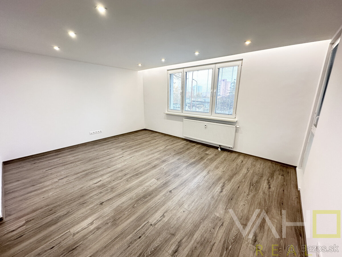NA PREDAJ: Štýlový, kompletne zrekonštruovaný 3-izbový byt n - 4