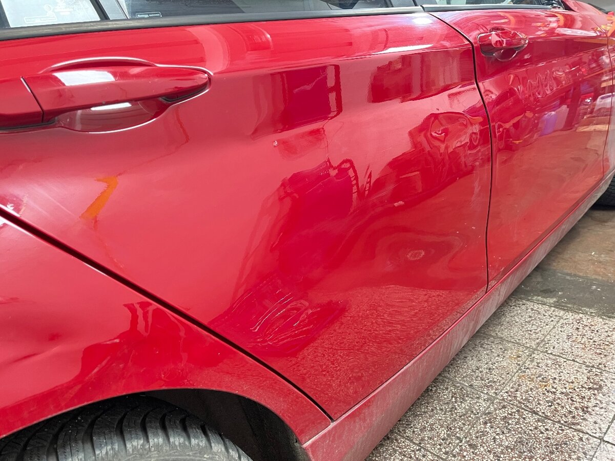 Dvere - pravé zadné BMW 1 f20 - 4