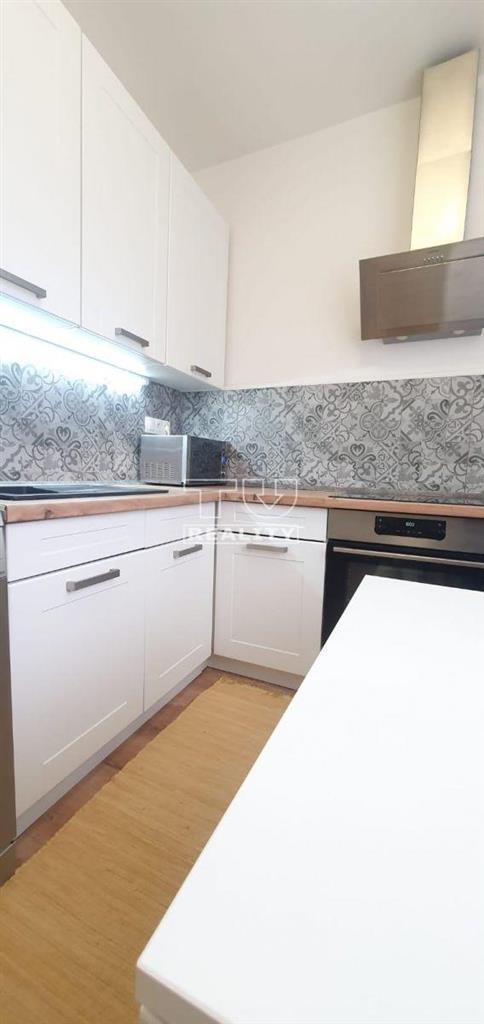 Predaj precízne zrekonštruovaného 2-izbového bytu v... - 4