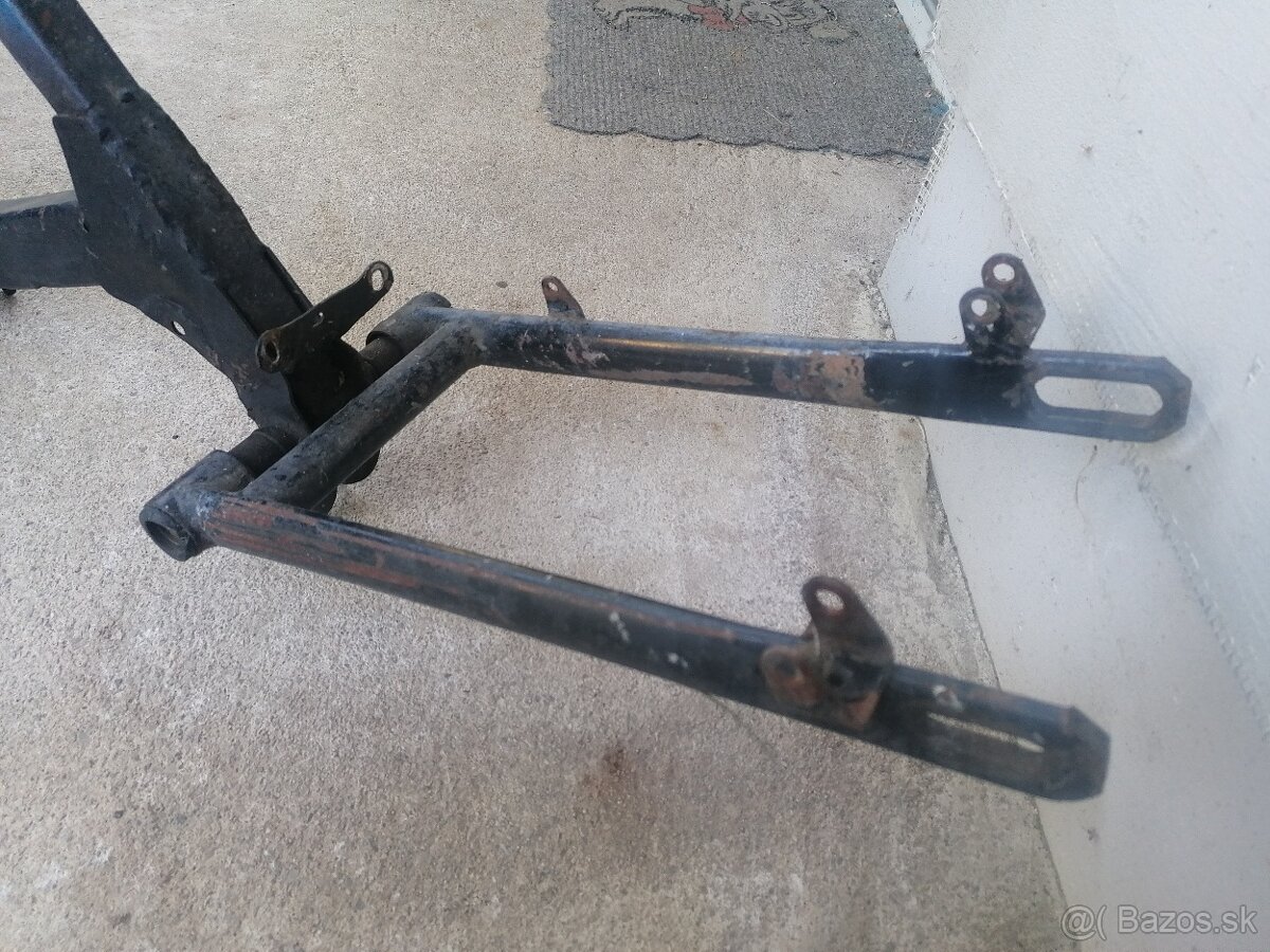 Predám rám so zadnou vidlicou na Jawa 23 mustang - 4