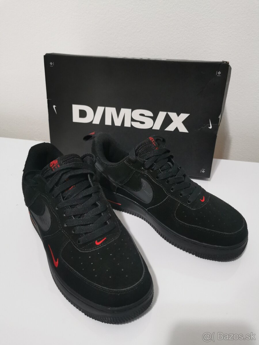 NOVE Nike Air Force 1 DZ4514 001 vel 40 - 4