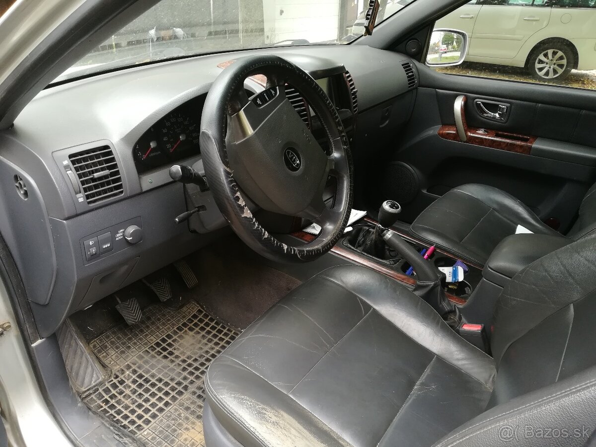 Kia sorento - 4