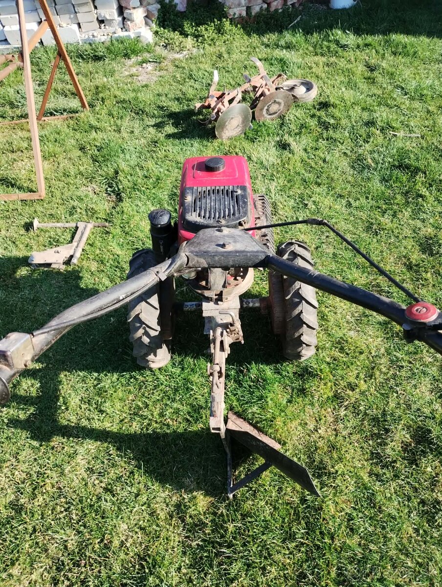 Predám rotavátor robi 55 - 4