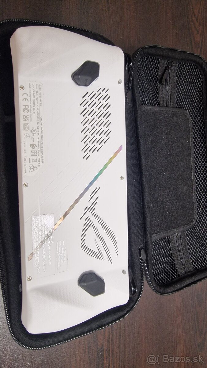 Asus Rog Ally Z1 Extreme - 4