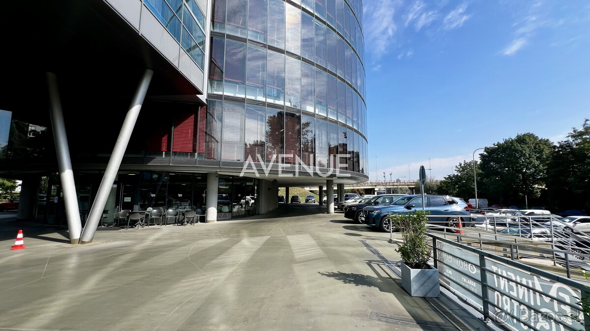 AVENUE | administratívne pr. pri centre, parkovanie, recepci - 4
