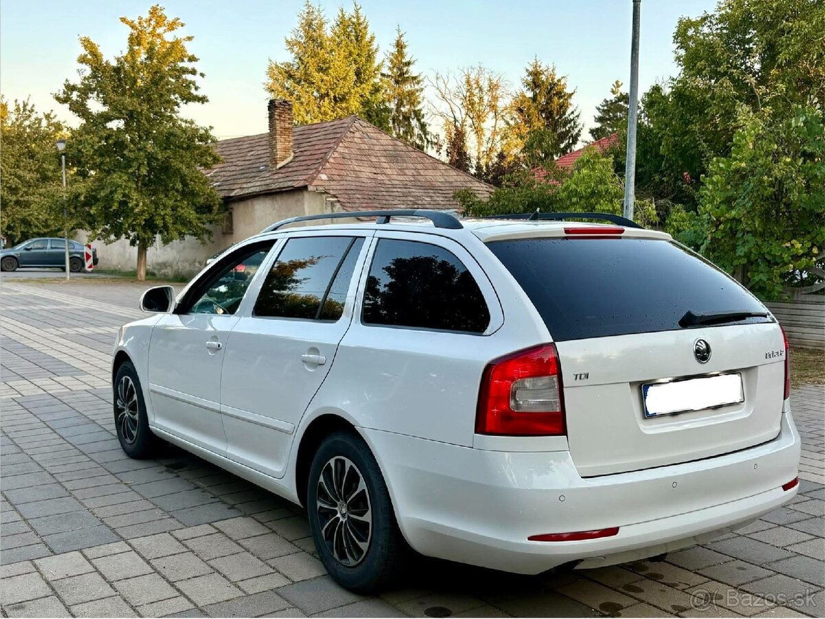 ŠKODA OCTAVIA 1.6 TDi DSG - 4