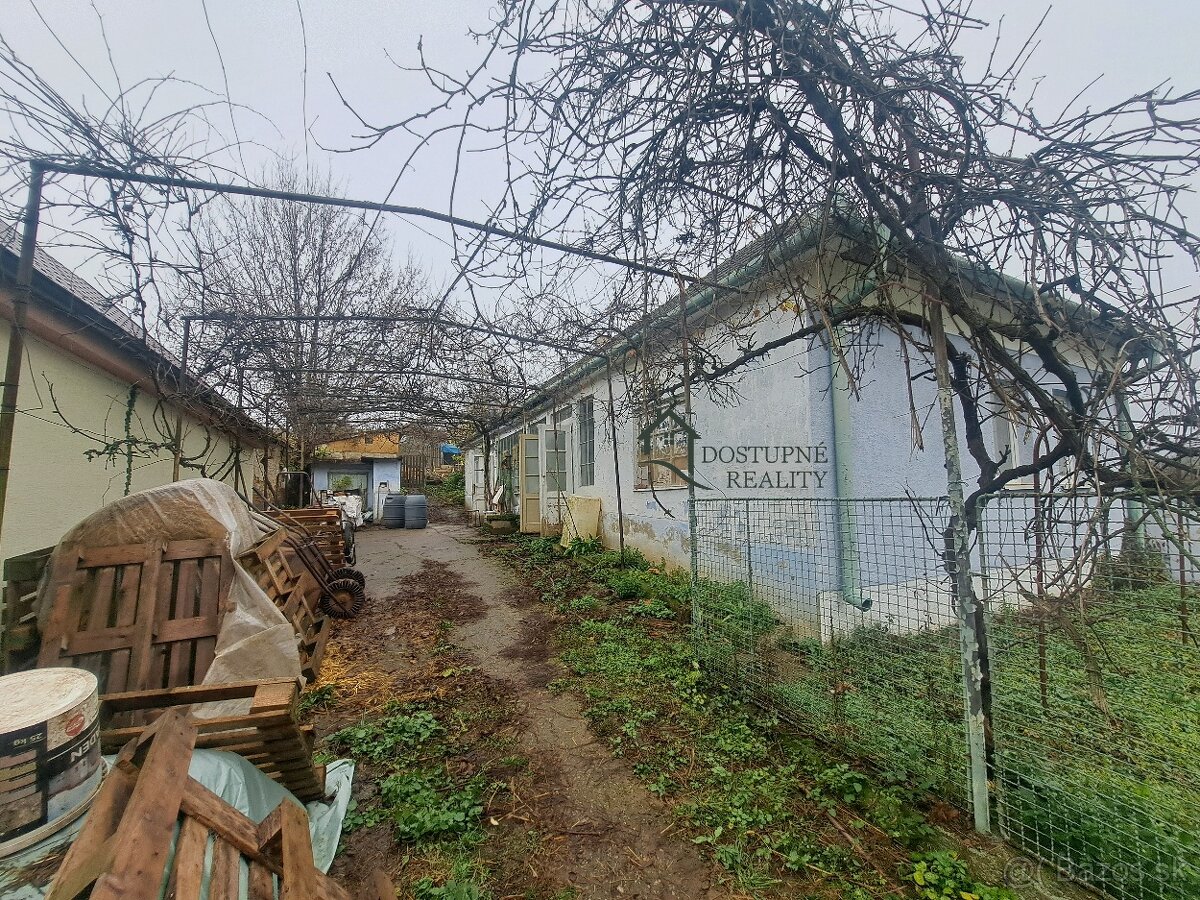 Na predaj rodinný dom-chalupa Sasinkovo len 10km od HC - 4