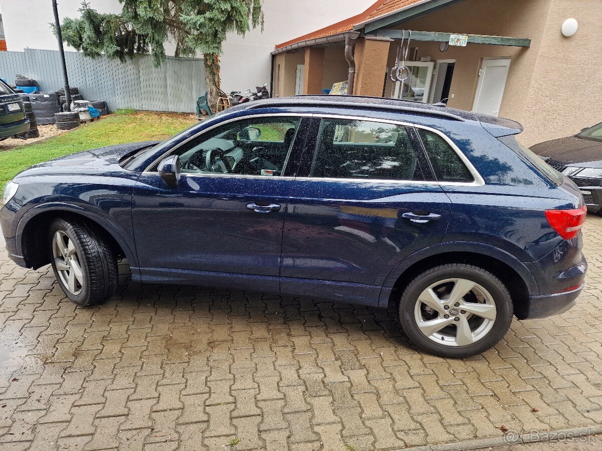 Audi Q3 35 1.5 TFSi mHEV 150k S tronic Advanced (benzín) - 4