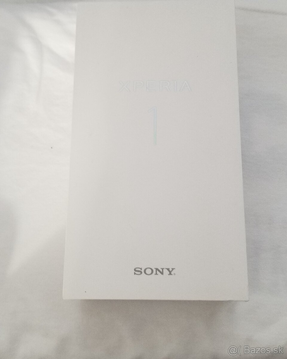 sony xperoa 1 - 4