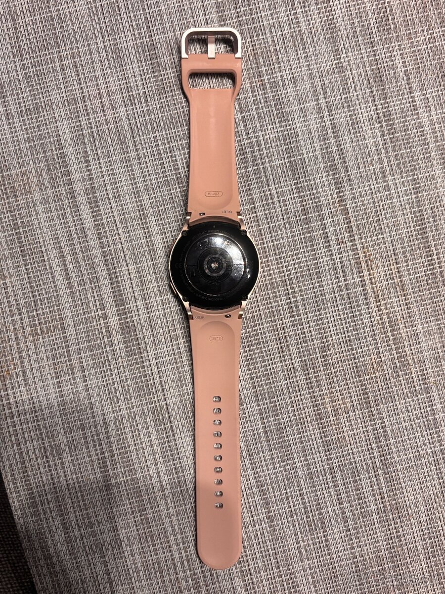 Samsung Galaxy Watch 4 - 4