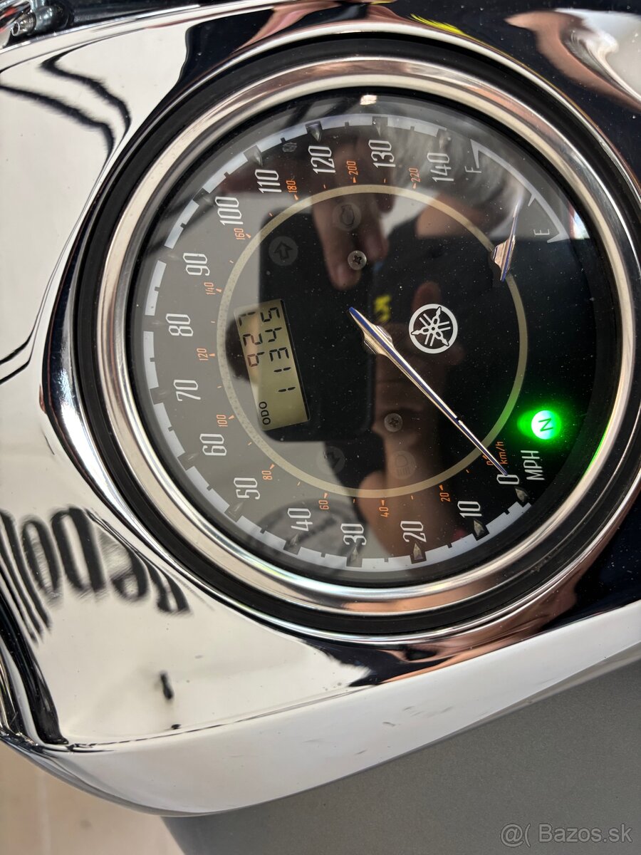 Yamaha XV 1900 Raider - 4