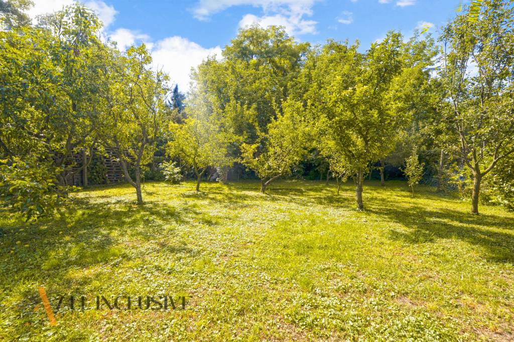 ALL INCLUSIVE | NA PREDAJ POZEMOK V MALÝCH DVORNÍKOCH - 4