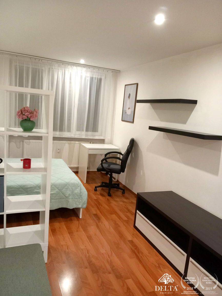 Delta -1 izb. byt 38 m2 širšie centrum Banská Bystrica prená - 4