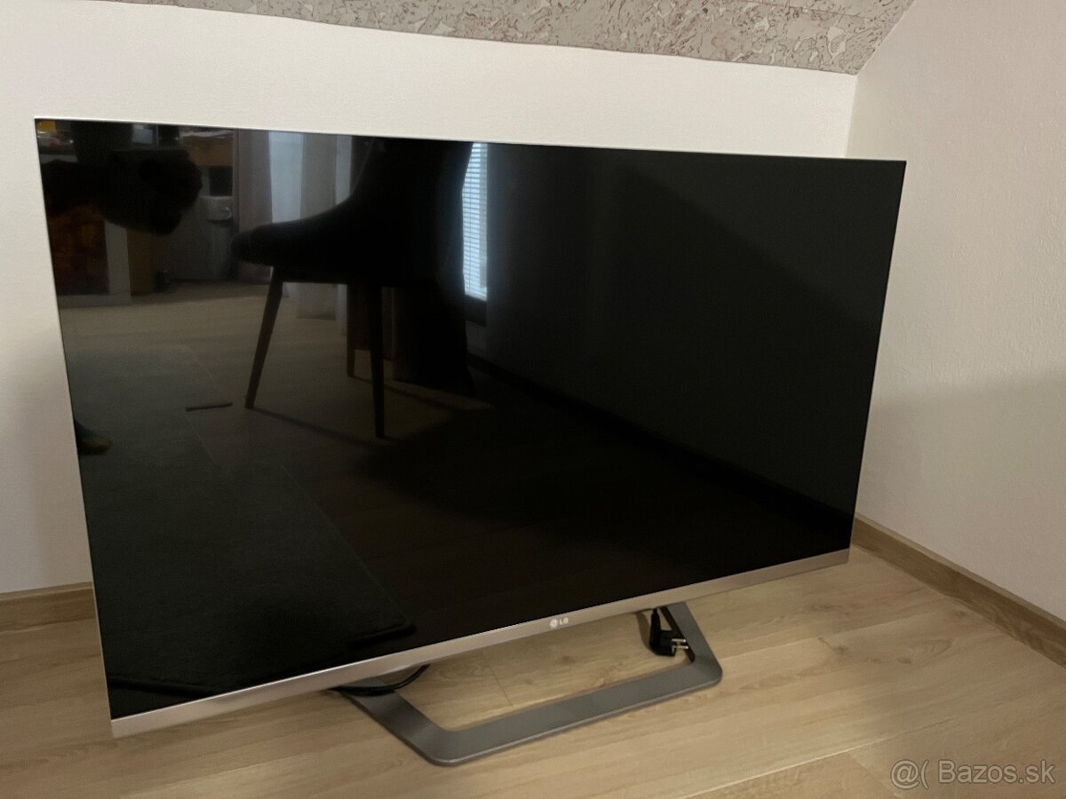 Televízor LG 47LM670S - 4