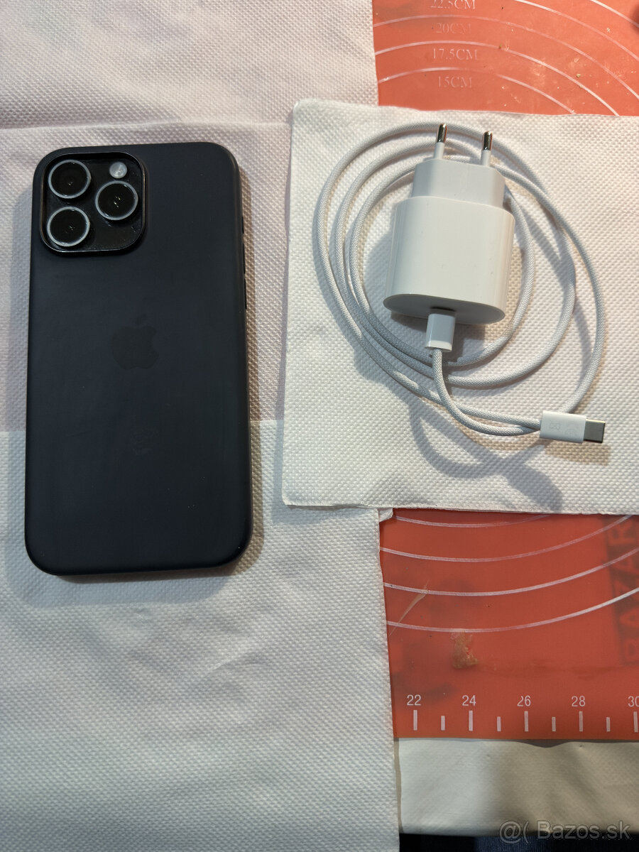 iPhone 15 Pro Max 256 GB – Black Titanium, TOP stav - 4