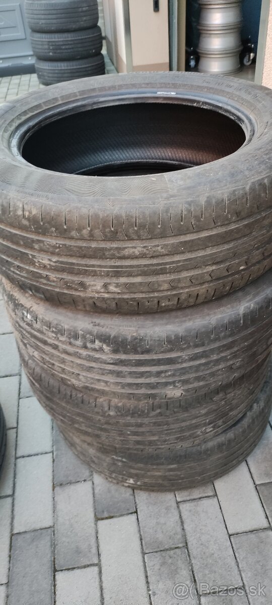 Continental 205/55r16 - 4
