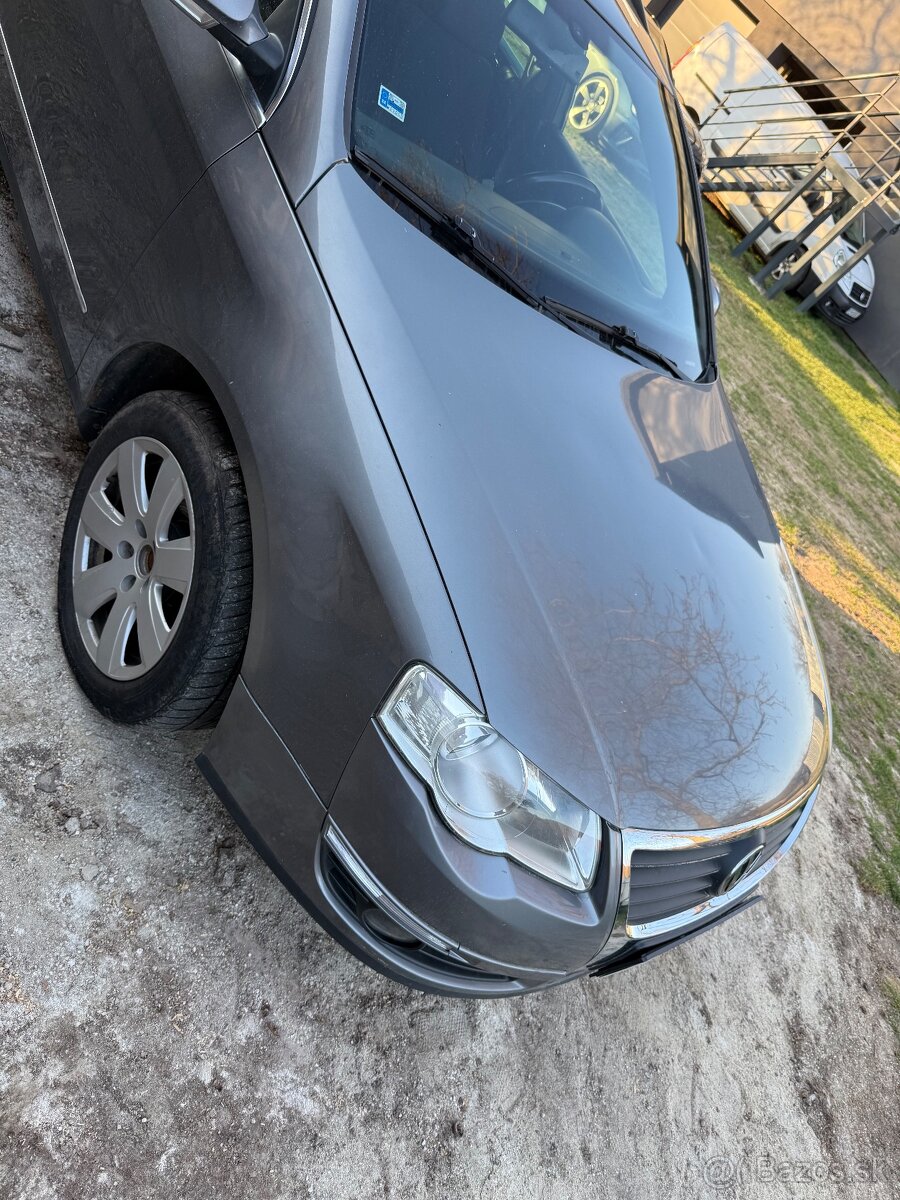 Volkswagen PASSAT B6 - 4