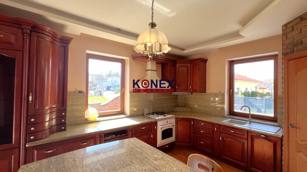 LUKRATÍVNA PONUKA – na predaj LUXUSNÝ rodinný dom MICHALOVCE - 4