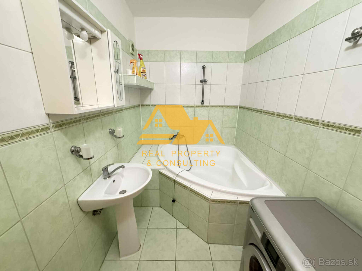 Prenajmem 3 izbový byt na sídlisku Juh v Nových Zámkoch - 4