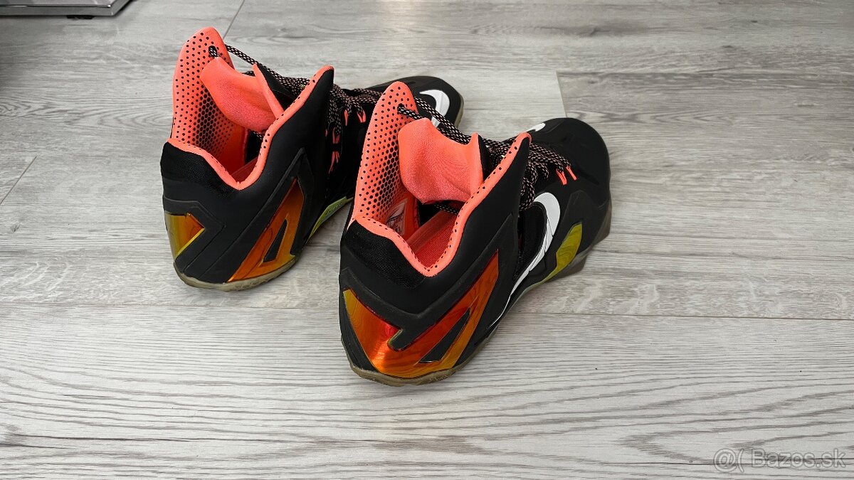 Nike LeBron 11 Elite - 4