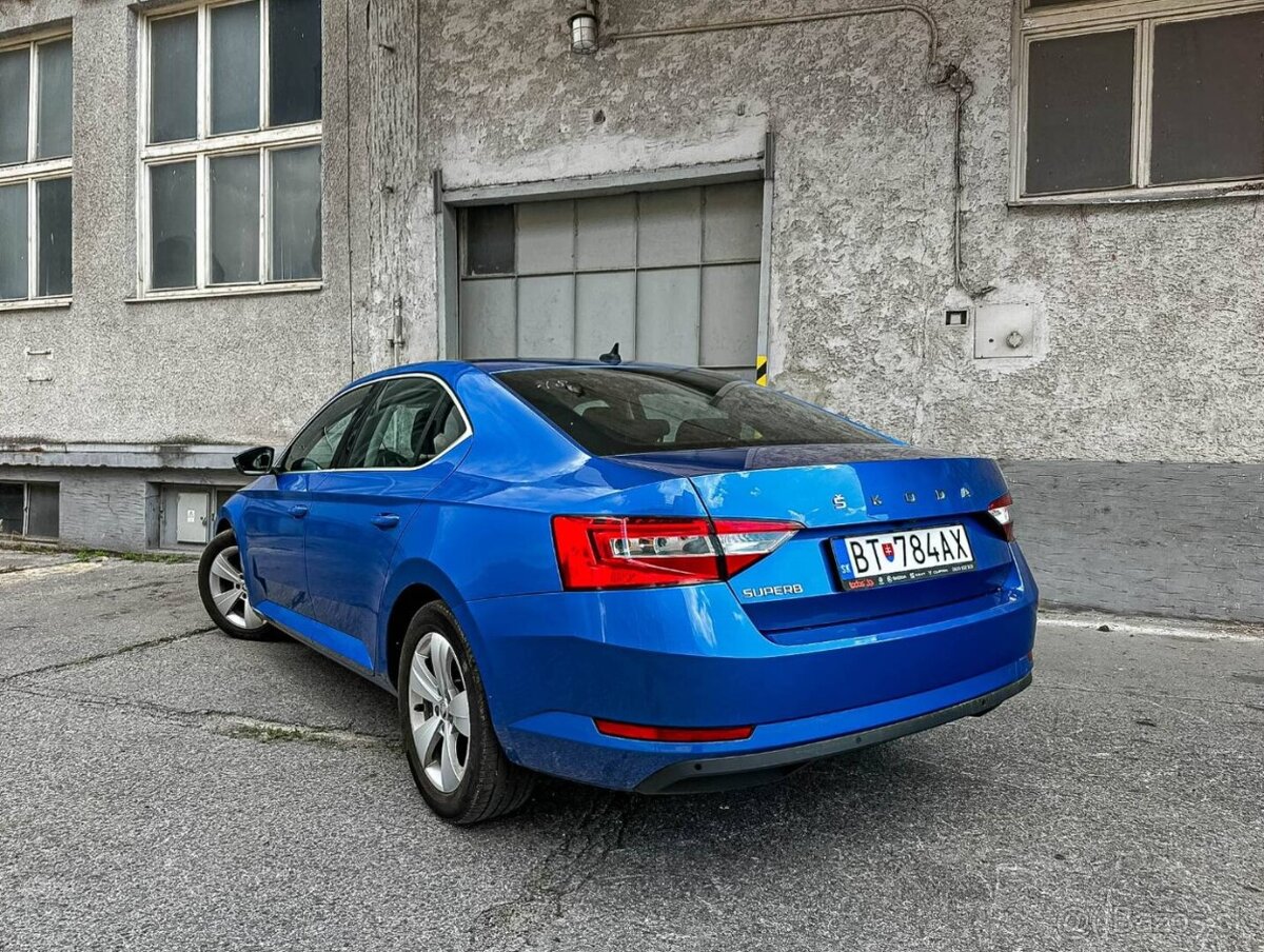 Škoda Superb 2.0 TDI SCR Style DSG - 4