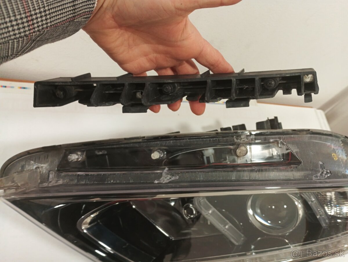 Predné pravé led svetlo Kia Sorento - 4