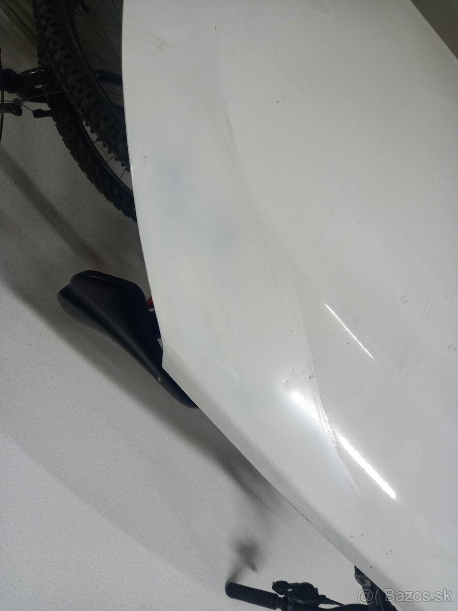 Predná kapota na Hyundai Tucson - 4