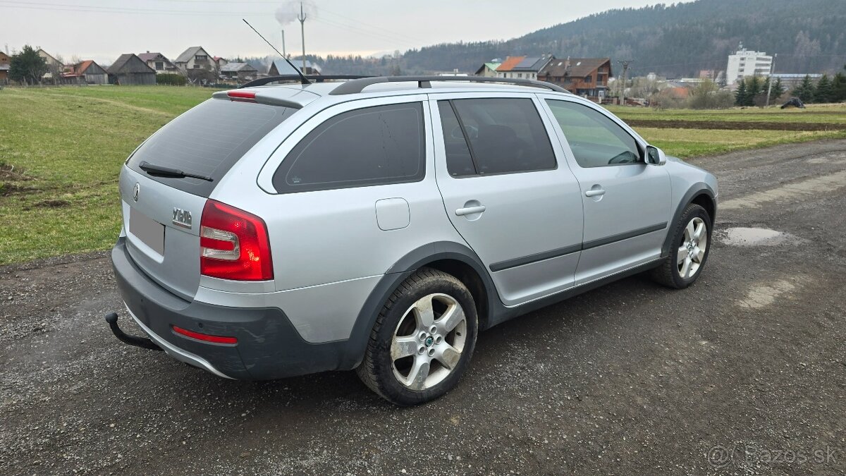 Skoda Octavia Scout - 4