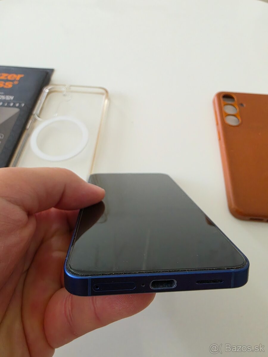 Samsung Galaxy S25 12/256GB - 4