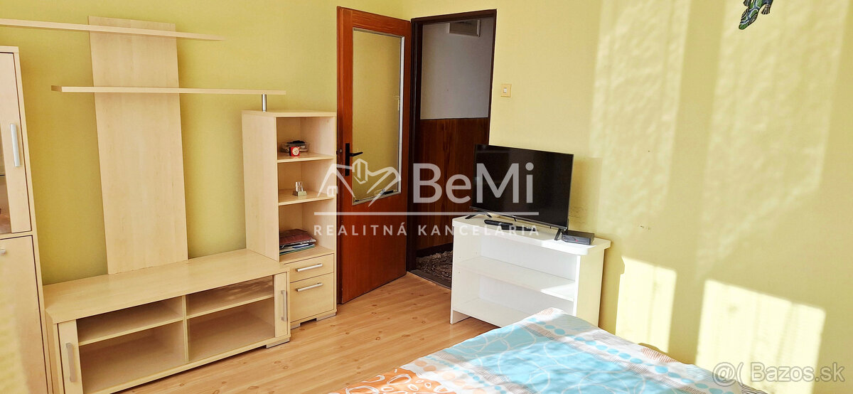 Priestranný 4-izbový rodinný dom v Malinove 005-12-NIBAa - 4