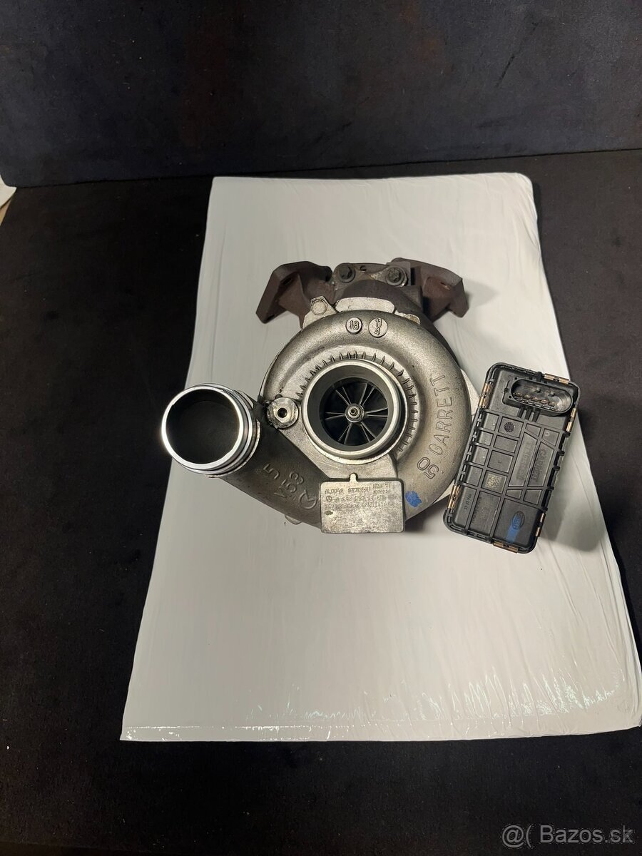 Rozpredam na N.D EU Verzia Jeep Grand Cherokee. 3.0CRD A/T - 4