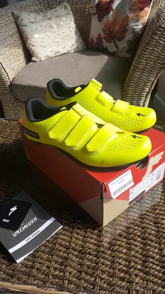 Tretry Specialized veľ. 42. - 4