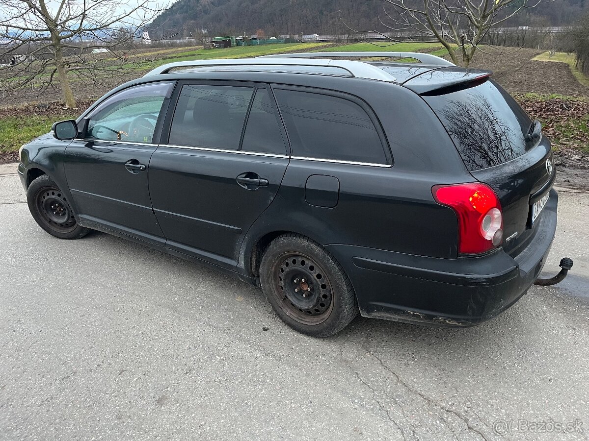 Toyota Avensis Combi 2.0d 93kw - 4