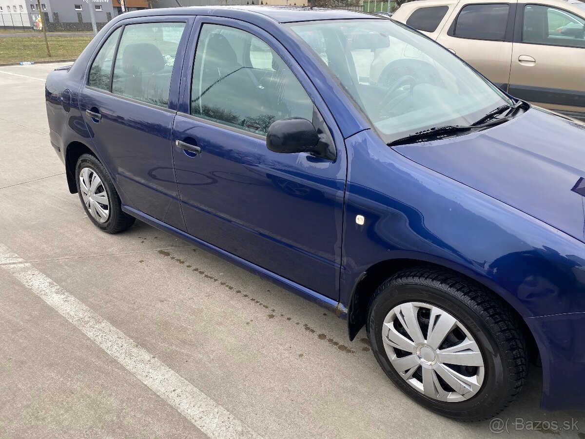 Škoda fabia sedan - 4