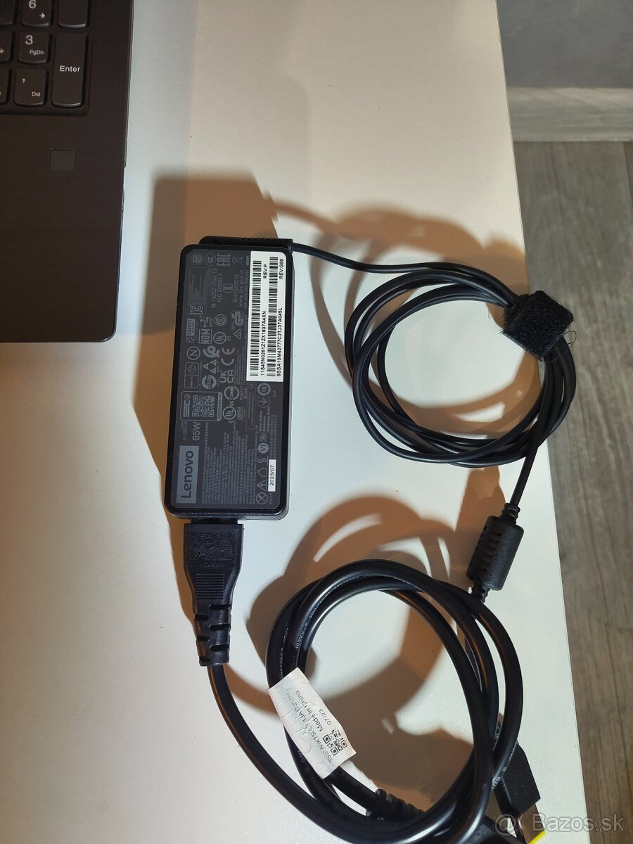 Predám Lenovo V330-IKB15 - 4