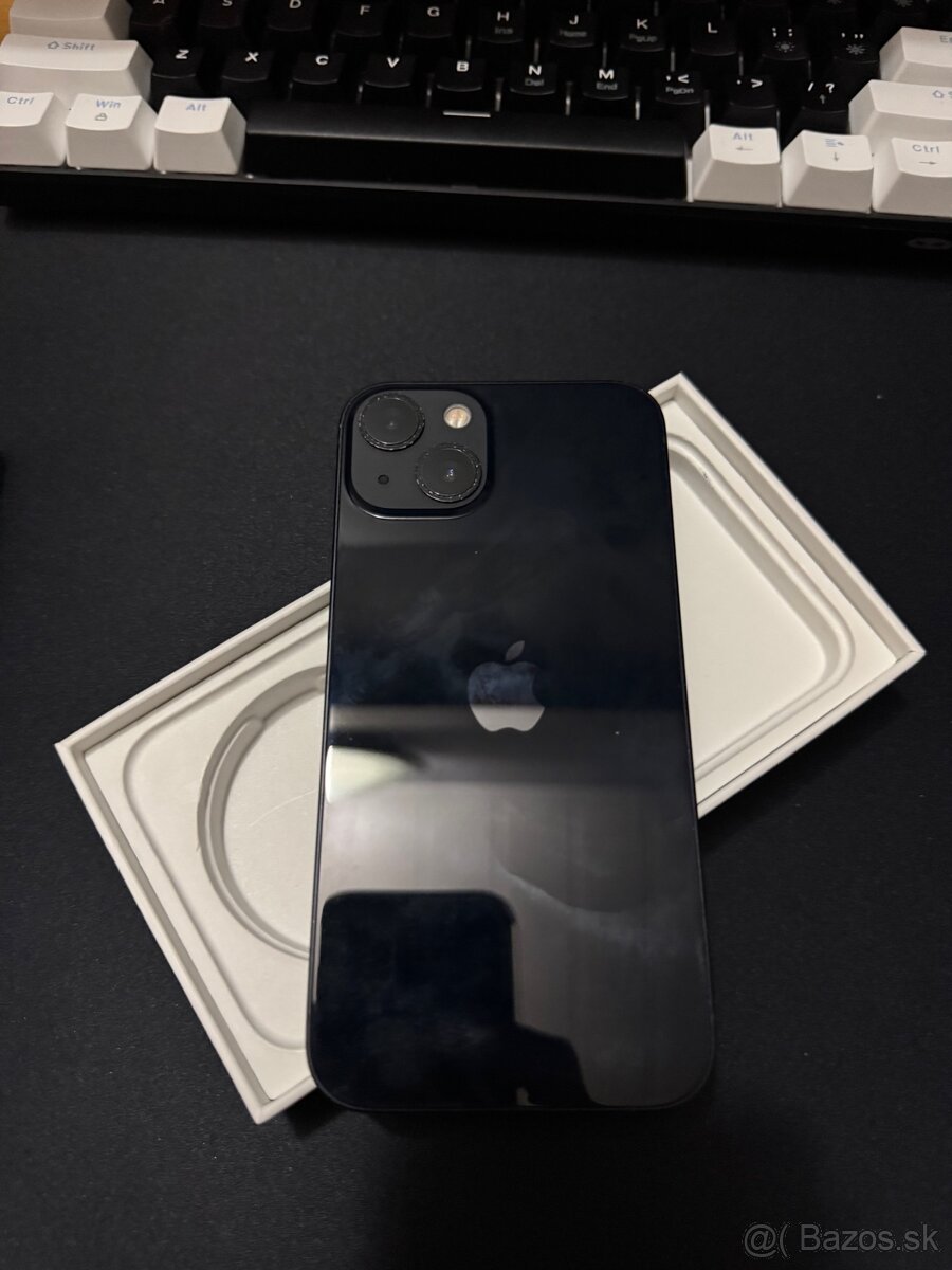 iPhone 13 Midnight - 4