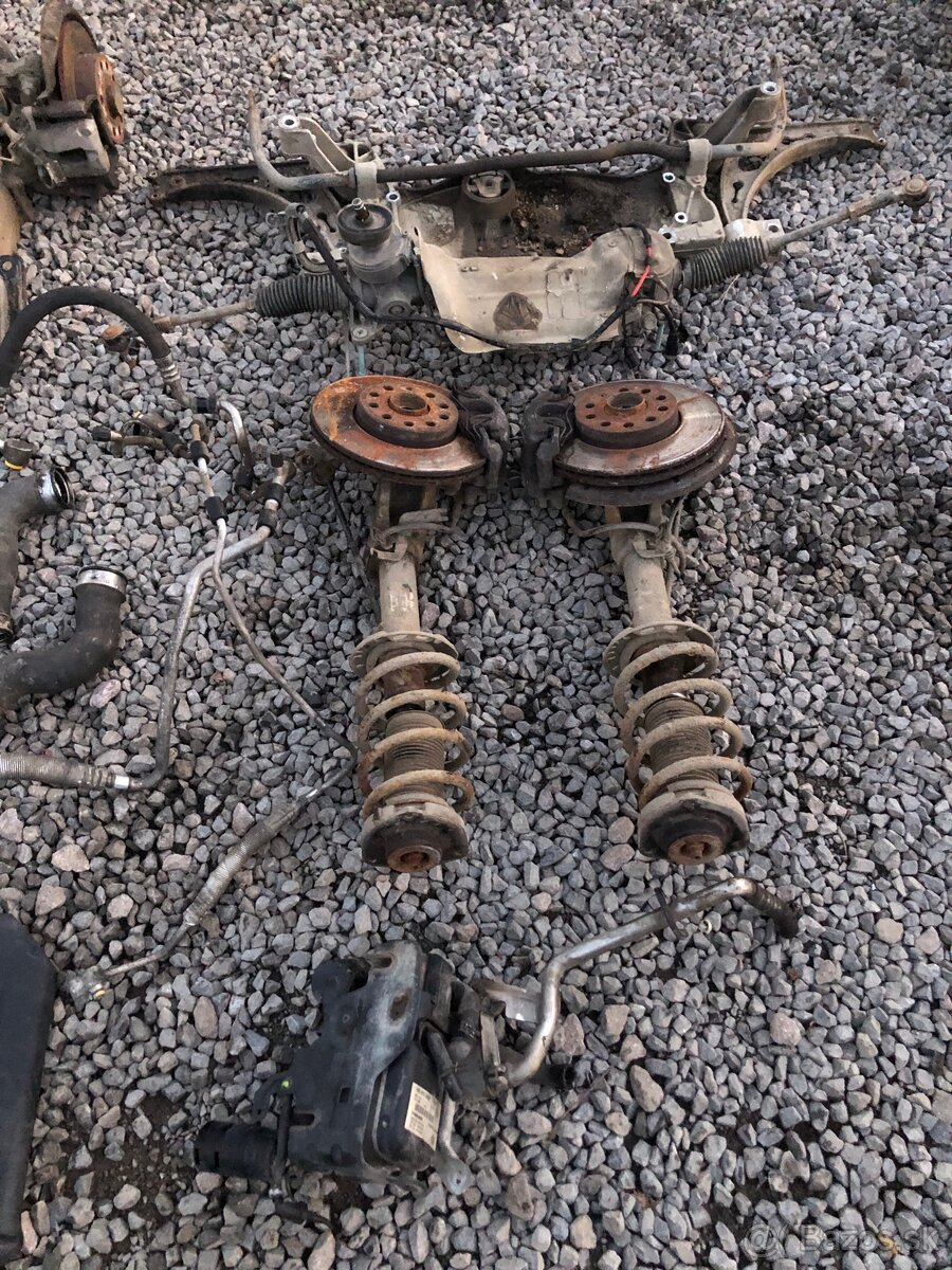 VW Touran náhradné diely - 4